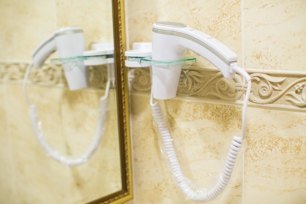 Отель Boutique Hotel Deluxe Каменец-Подольский-24