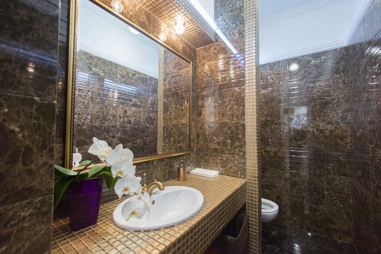 Отель Boutique Hotel Deluxe Каменец-Подольский-29