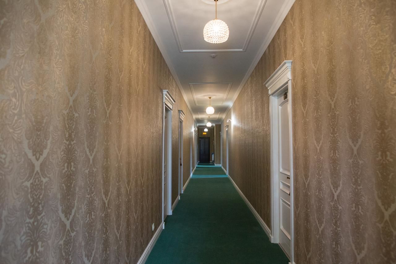 Отель Boutique Hotel Deluxe Каменец-Подольский-37