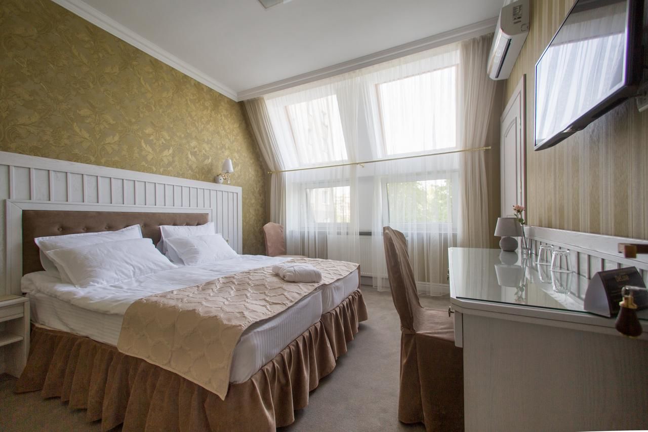 Отель Boutique Hotel Deluxe Каменец-Подольский-8