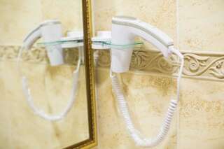 Отель Boutique Hotel Deluxe Каменец-Подольский Двухместный номер Делюкс с 1 кроватью или 2 отдельными кроватями-6