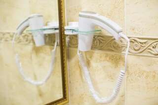 Отель Boutique Hotel Deluxe Каменец-Подольский Двухместный номер Делюкс с 1 кроватью или 2 отдельными кроватями-19