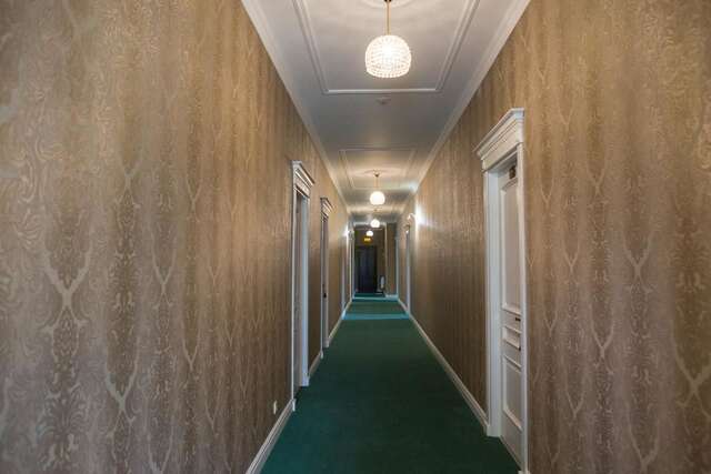 Отель Boutique Hotel Deluxe Каменец-Подольский-36